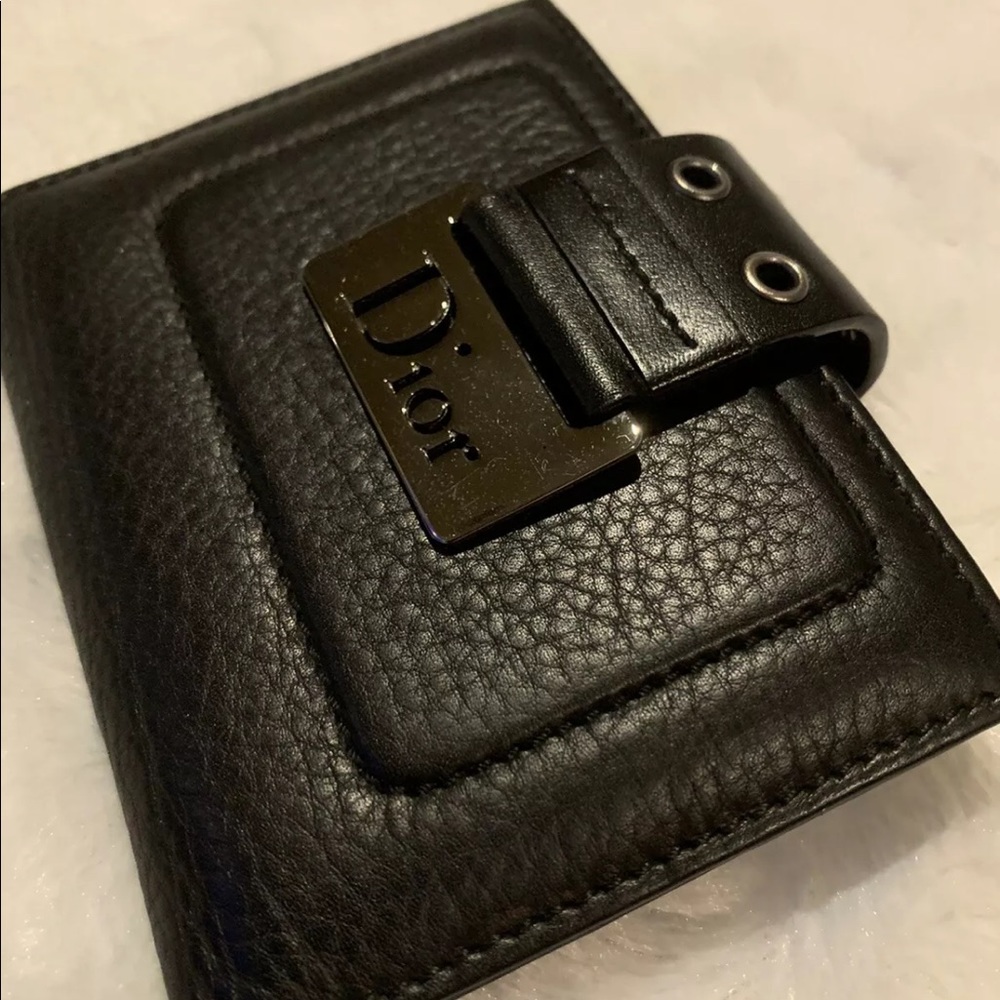 Dior Black Leather Compact Wallet - Picture 4 of 11